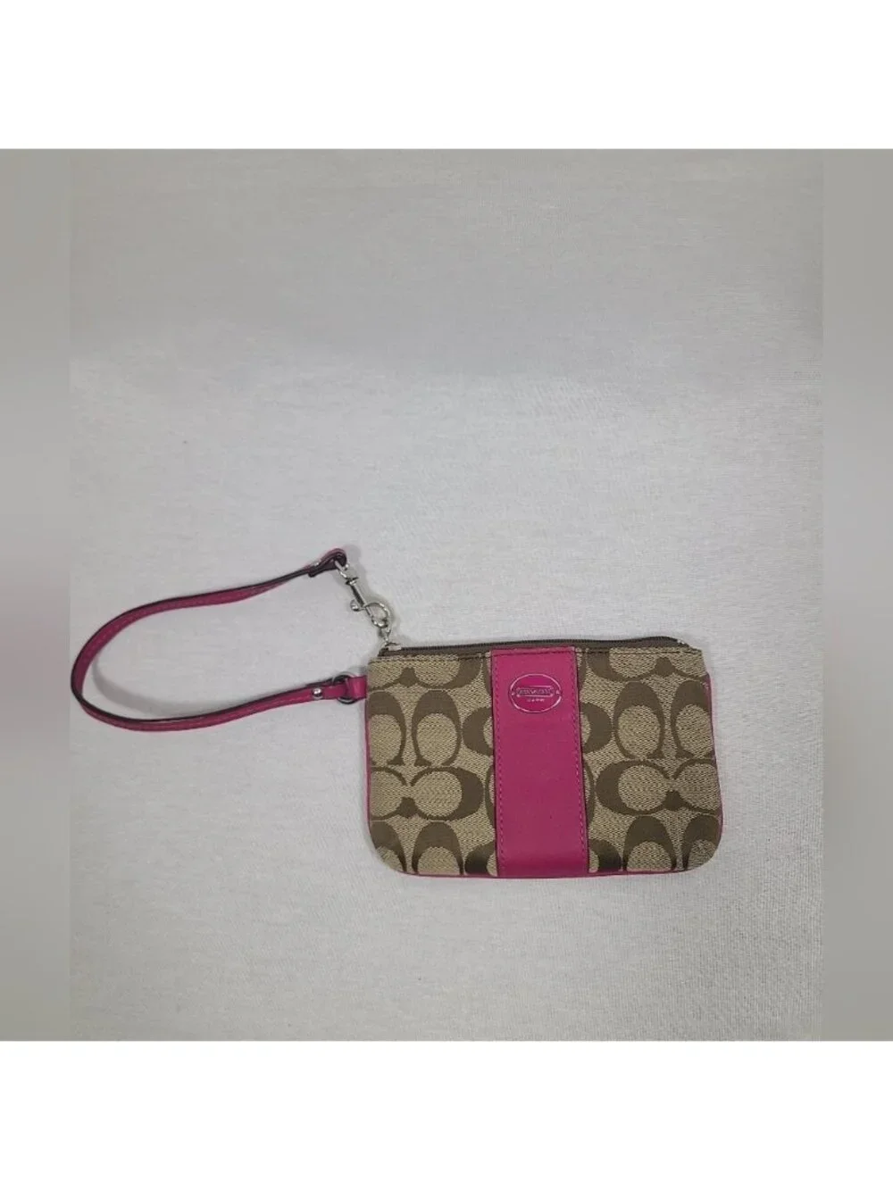 Coach Wristlet- authentic